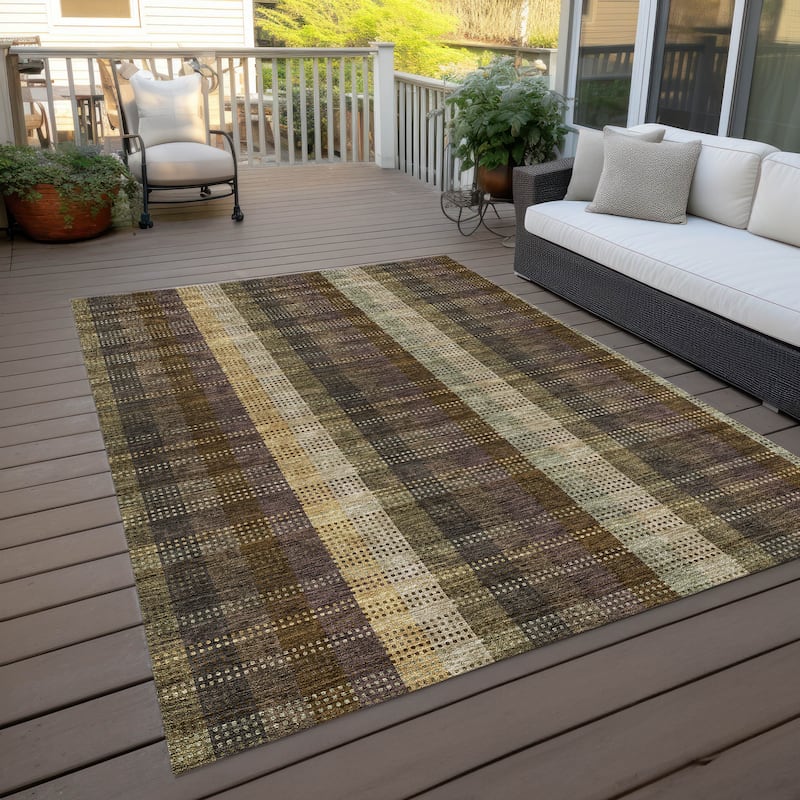 Machine Washable Indoor/ Outdoor Modern Plaid Chantille Rug - Brown - 5' x 7'6"