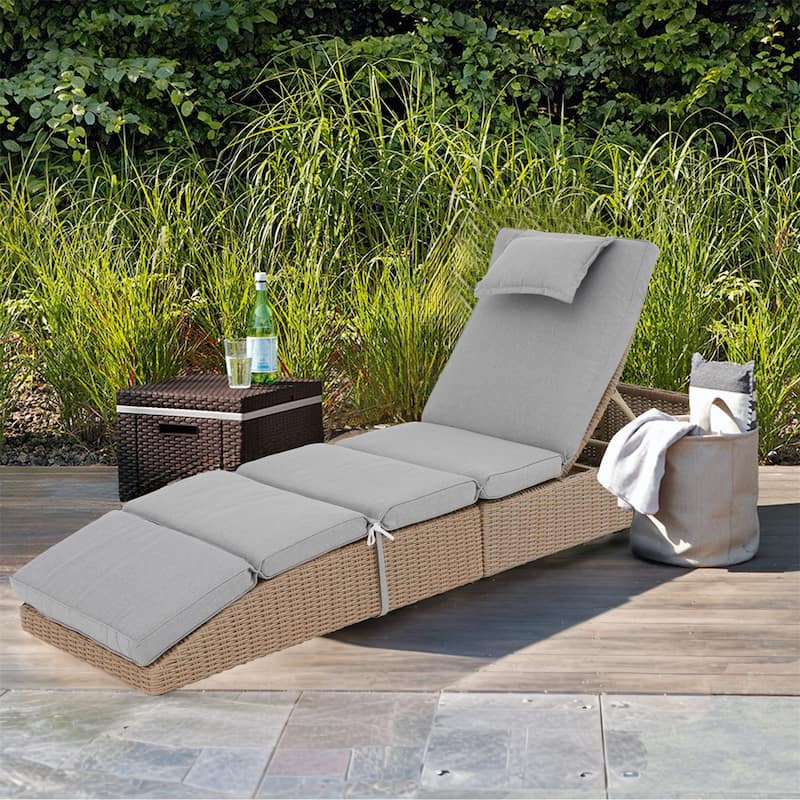 Outdoor PE Wicker Chaise Lounge Chairs, Patio Rattan Reclining Chair Adjustable Backrest Pool Sunbathing Recliners