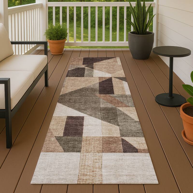 Machine Washable Indoor/ Outdoor Modern Geo Chantille Rug - Brown - 2'3" x 7'6"