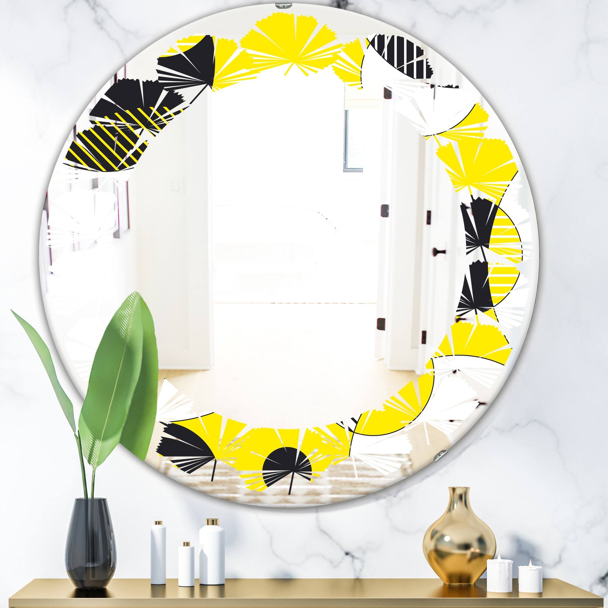 Designart 'Circular Abstract Retro Geometric I' Printed Modern Round or ...