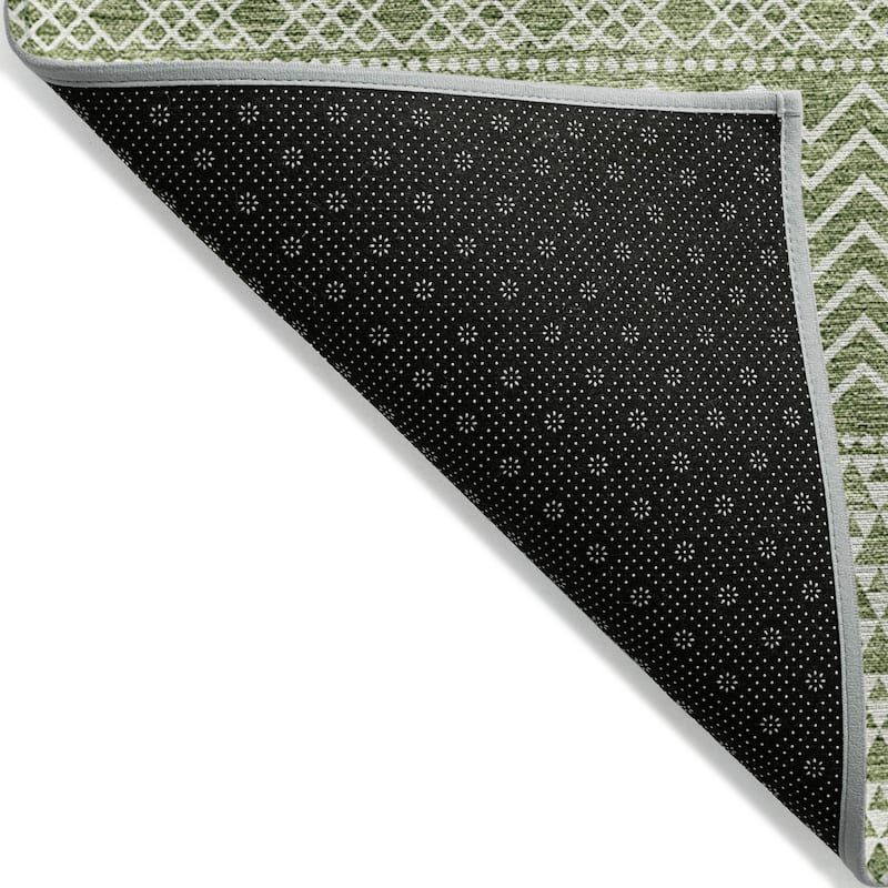 Machine Washable Indoor/ Outdoor Modern Stripes Chantille Rug
