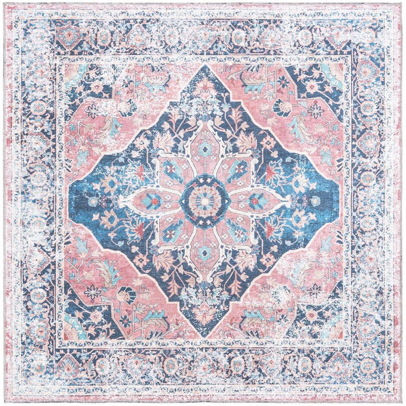 Traditional Tira Collection Area Rug