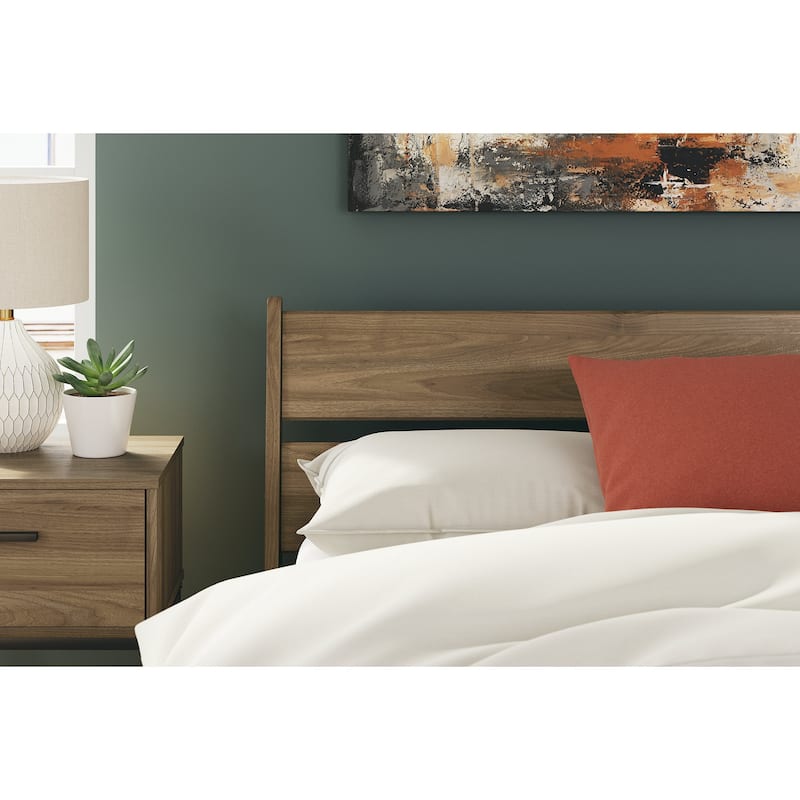 Signature Design by Ashley Deanlow Honey Panel Headboard with Dresser and Nightstand