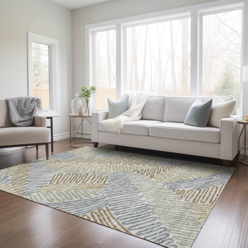 Machine Washable Indoor/ Outdoor Chantille Contemporary Squiggles Rug