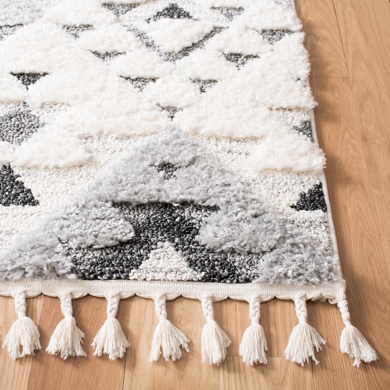 SAFAVIEH Moroccan Tassel Shag Kobi 2-inch Thick Rug