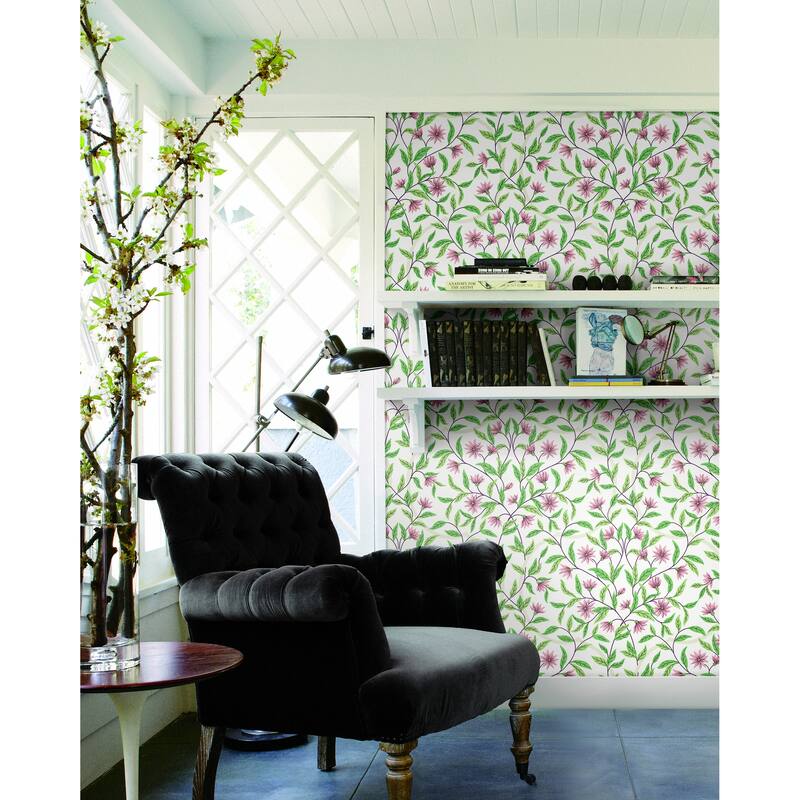 Norwalk Jasmine 27 in. x 27 ft. = 60.75 sq. ft Wallpaper Roll
