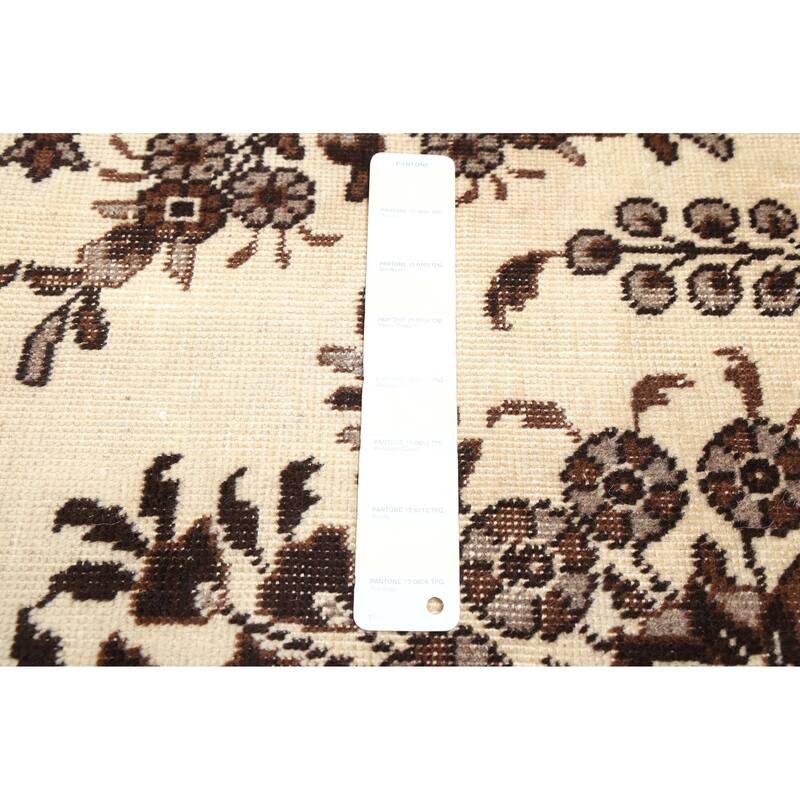 ECARPETGALLERY Hand-knotted Antalya Vintage Cream Wool Rug - 6'7 x 9'7