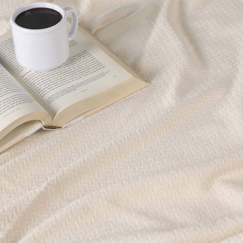 Superior Nobel Cotton Textured Chevron Lightweight Woven Blanket