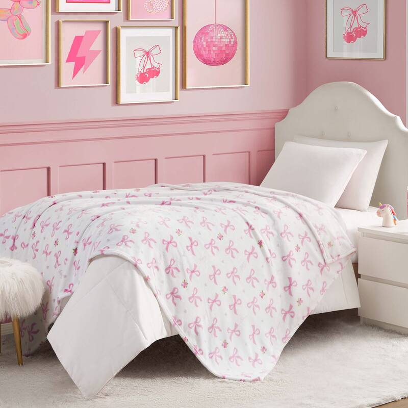 Juicy Couture 50"x70" Plush Kids Throw Blankets