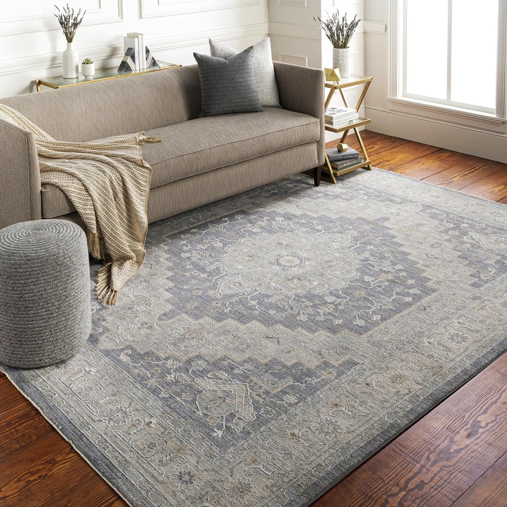 Betty Classic Medallion Area Rug