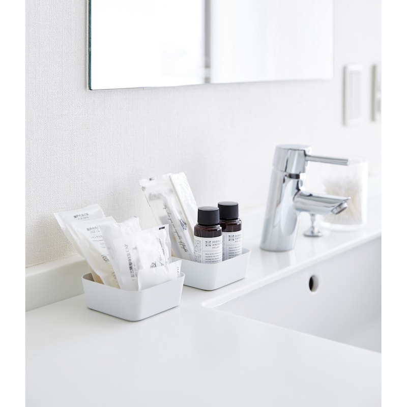 Yamazaki Home Vanity Tray - Flat - Two Sizes, Steel, 3.5" x 3.5" - L 3.54 x W 3.54 x H 1.57 inches