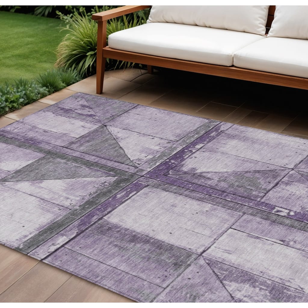 HomeRoots Geometric Transitional Rectangle Outdoor Rug
