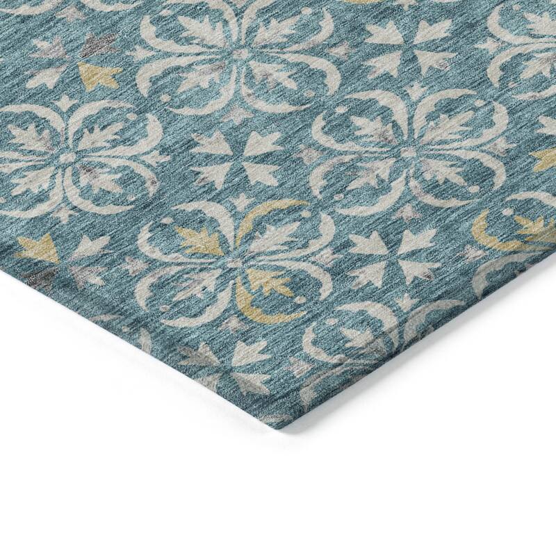 HomeRoots Floral Transitional Rectangle Outdoor Rug