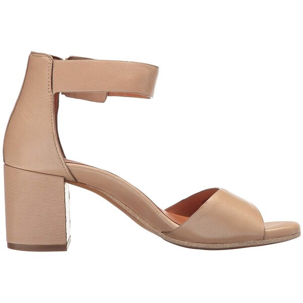 gentle souls by kenneth cole christa