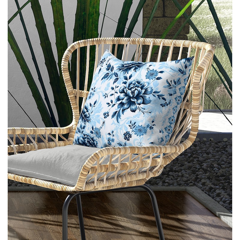 Nature's Canvas Indoor/Outdoor Reversible Throw Pillow Blue