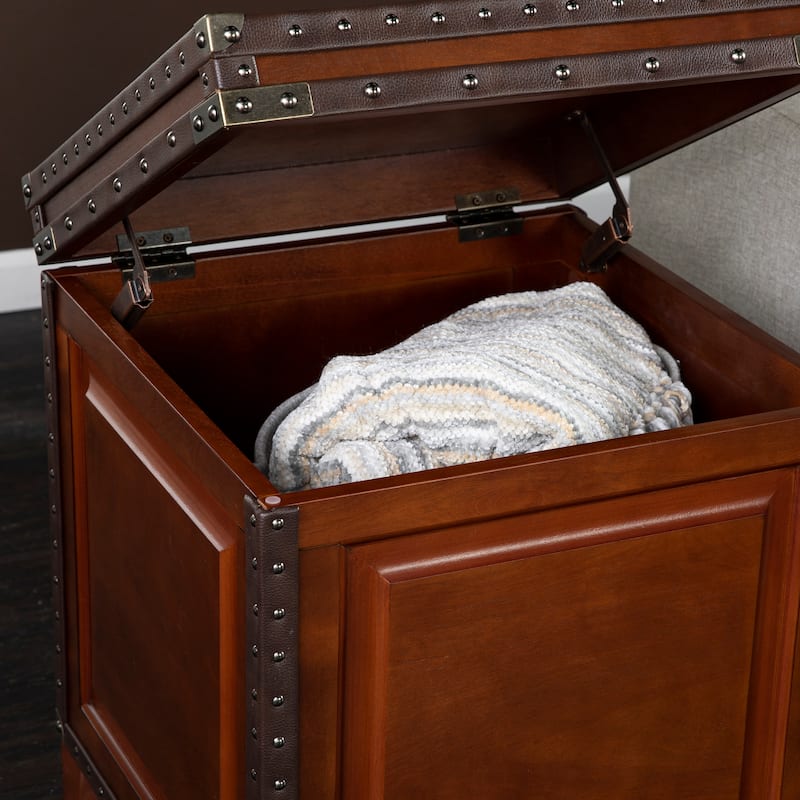 SEI Furniture Ailsa Nailhead Trunk Side Table