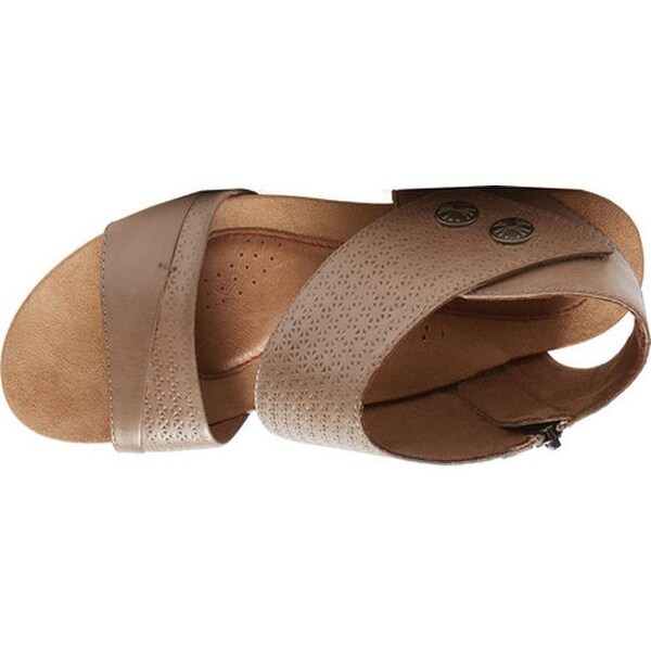cobb hill hollywood cuff sandal