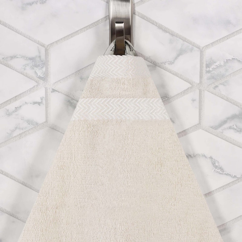 Superior Hays Cotton Medium Weight 6 Piece Bathroom Towel Set
