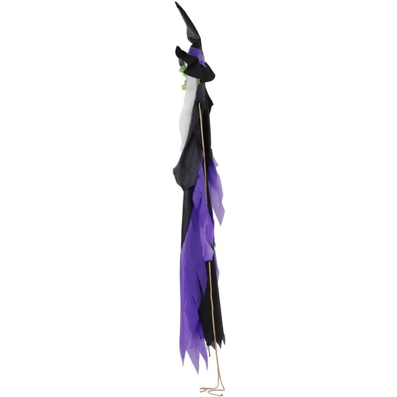 Haunted Hill Farm Cleo the Talking Witch Tree Hugger with Light-Up Eyes for Scary Outdoor Halloween Decoration