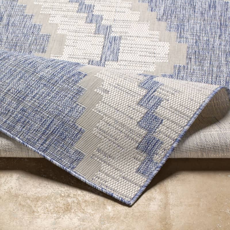 Livabliss Tuareg Rustic Indoor/Outdoor Area Rug