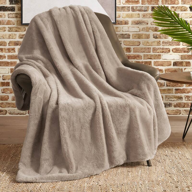 Lucky Brand Solid Synthetic Fur Rabbit 50" x 70" Throw Blanket