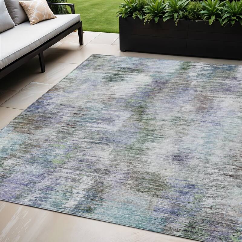 HomeRoots Abstract Transitional Rectangle Outdoor Rug - 5' X 8'