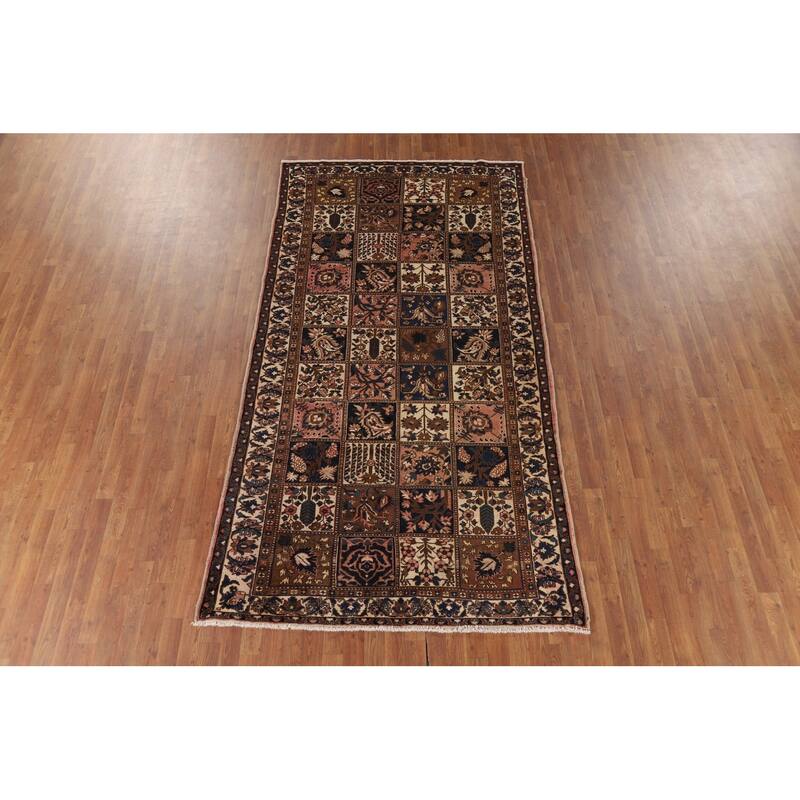 Bakhtiari Vintage Persian Rug Hand-Knotted Geometric Wool Carpet - 5'2" x 9'11"