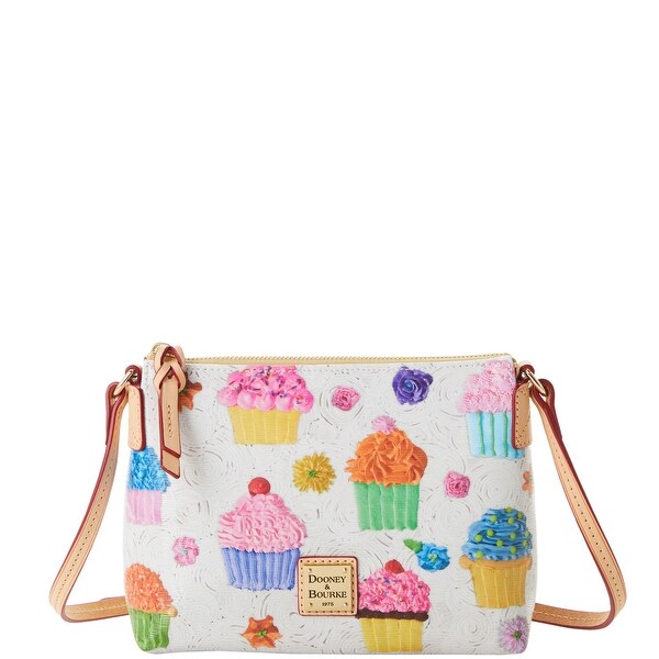 Dooney Bourke Cupcake Purse 2024 favors