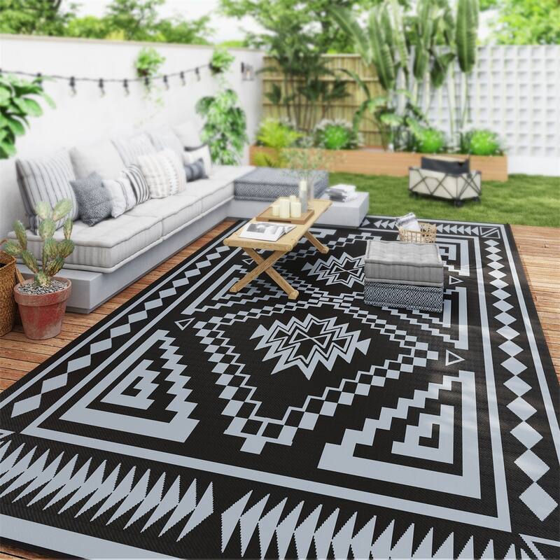 Reversible Outdoor Rug Square Patchwork, UV-Protected Foldable Polypropylene Mat with Carry Bag - : 215.7" L × 107.9" W