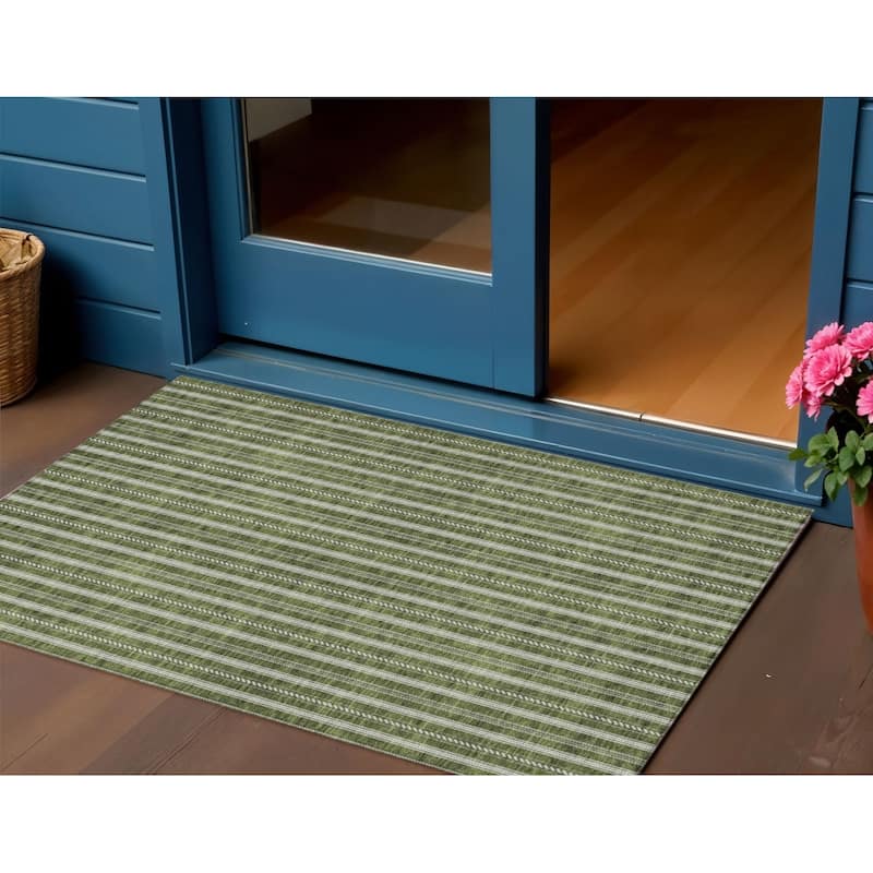 HomeRoots Striped Transitional Rectangle Outdoor Rug - 3' x 5'