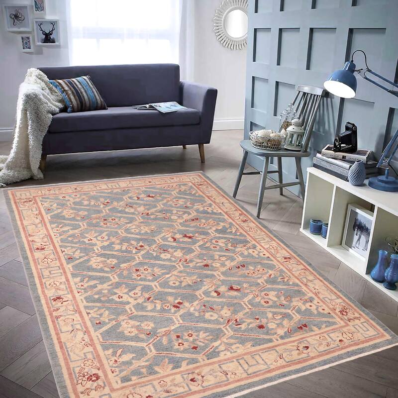 Hexagonal Trellis Floral Hand-Knotted Wool Area Rug