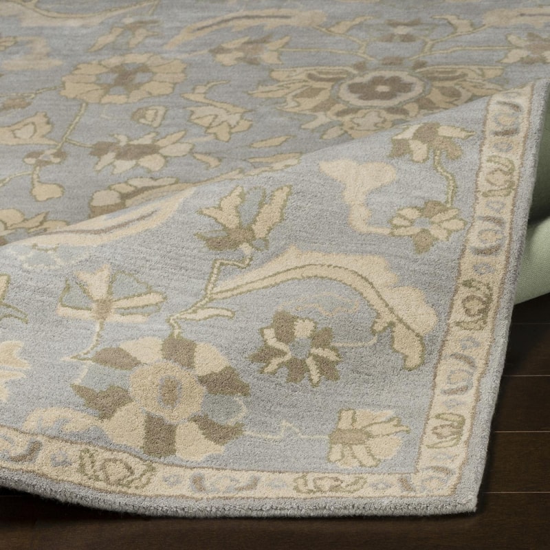 Livabliss Transitional Caesar Paisley Area Rug