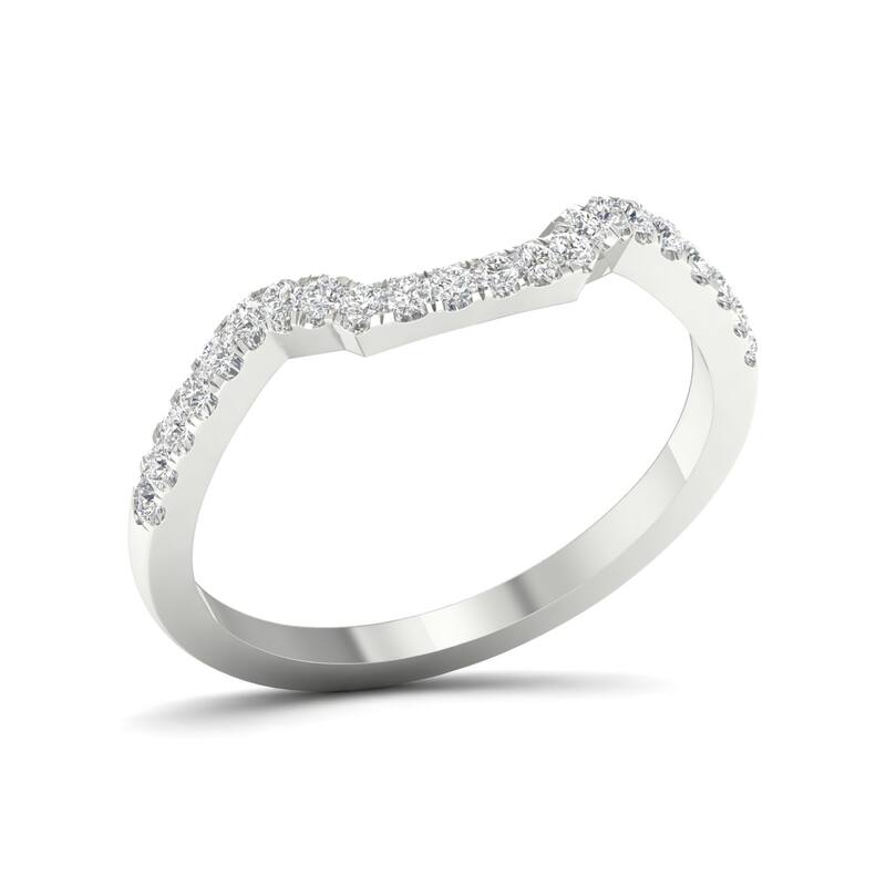 1/5ct TDW Diamond Wedding Band in 10K Gold for Women