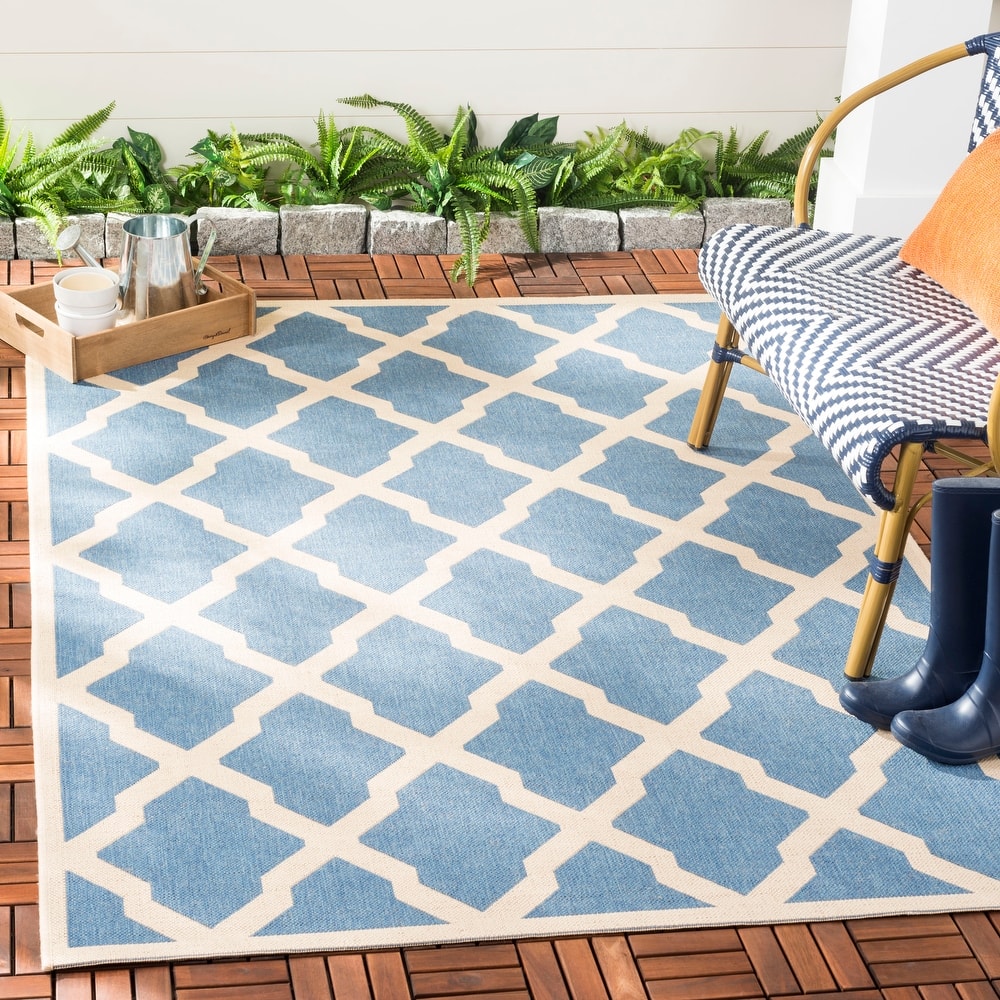 SAFAVIEH Beach House Petrona Indoor/ Outdoor Waterproof Patio Backyard Rug