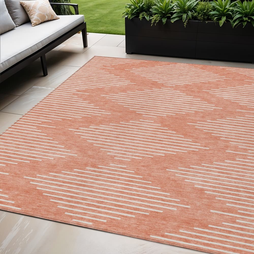 HomeRoots Geometric Transitional Rectangle Outdoor Rug