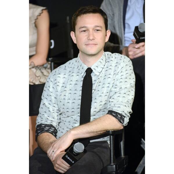 Shop Joseph Gordon Levitt In Attendance For Aol Build Speaker