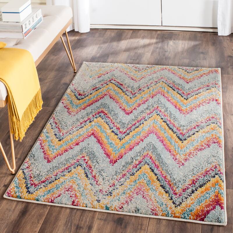 SAFAVIEH Monaco Nette Chevron Distressed Rug - 3' x 5' - Multi