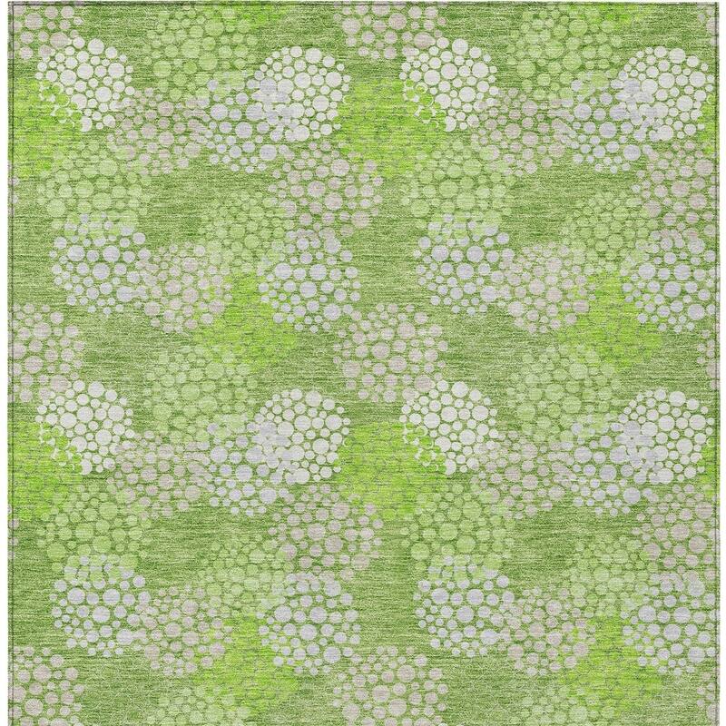 HomeRoots Polka Dot Transitional Rectangle Outdoor Rug