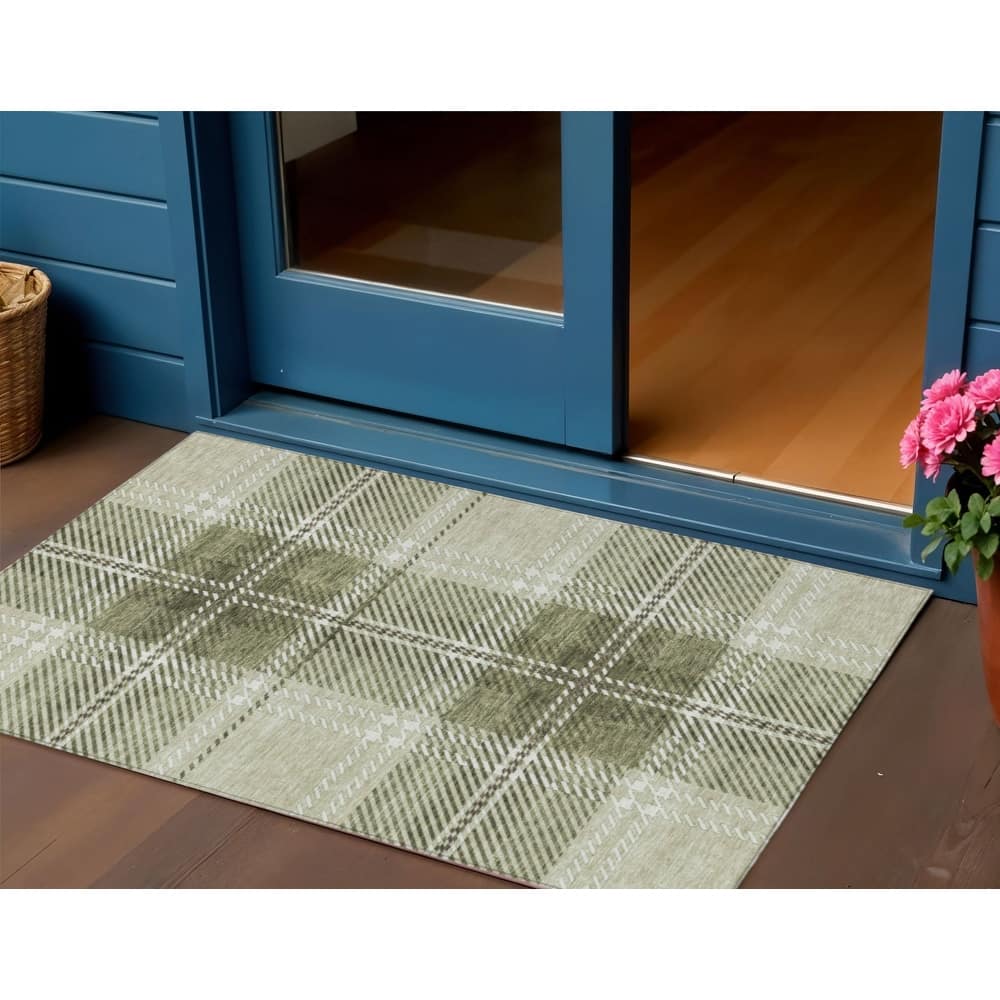 HomeRoots Plaid Transitional Rectangle Outdoor Rug