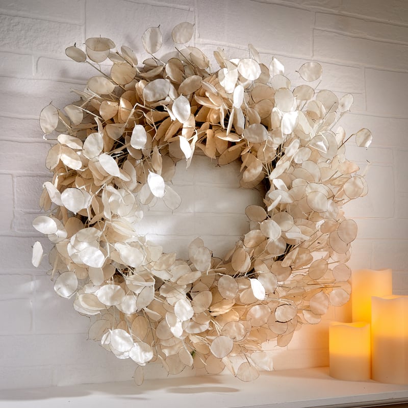 Plastic Lunaria Wreath 28"