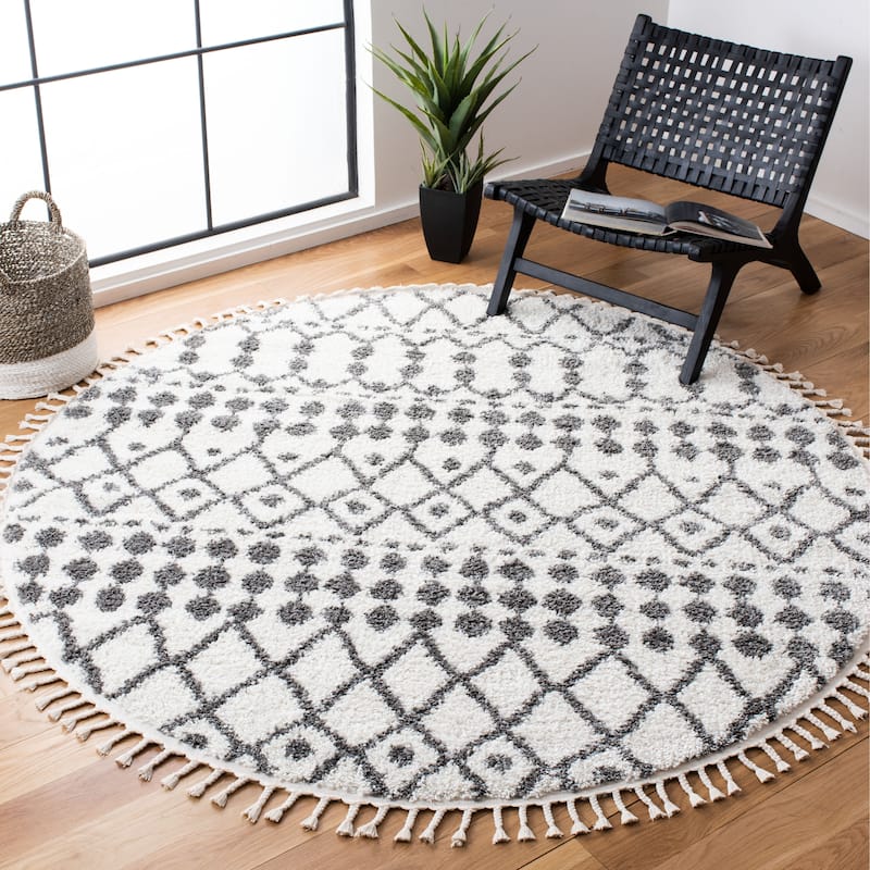 SAFAVIEH Berber Fringe Dinchen Getulia Rug - 6'7" Round - Ivory/Dark Grey