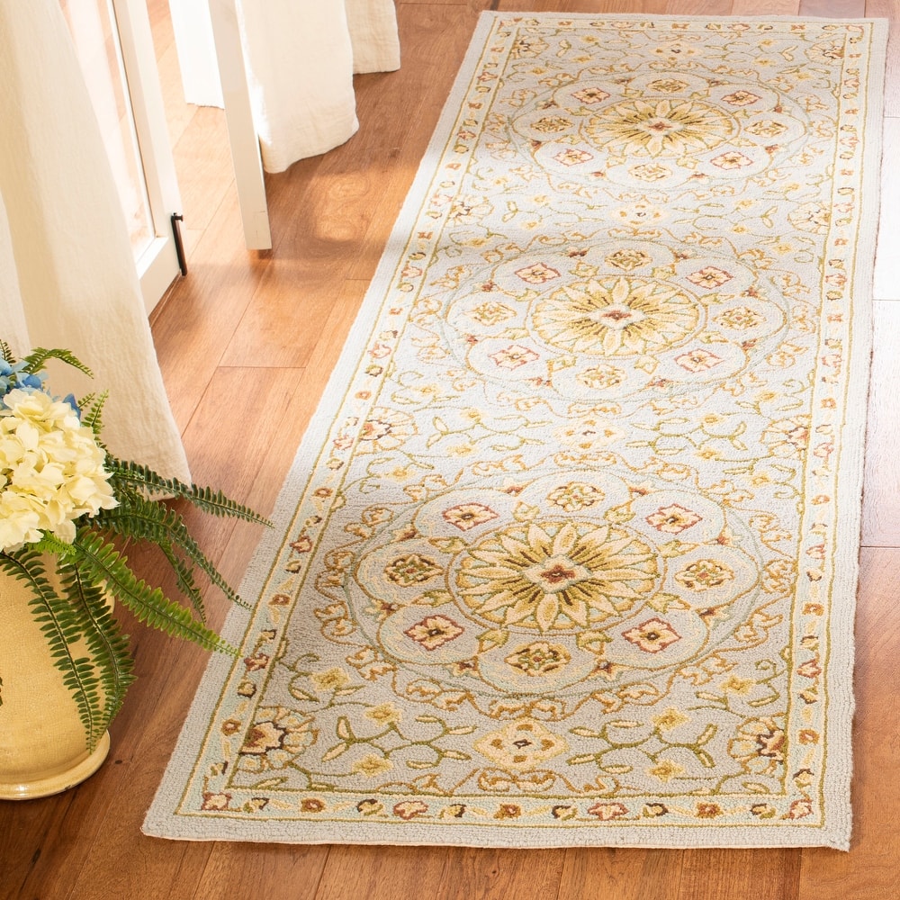 SAFAVIEH Handmade Chelsea Genta French Country Wool Rug