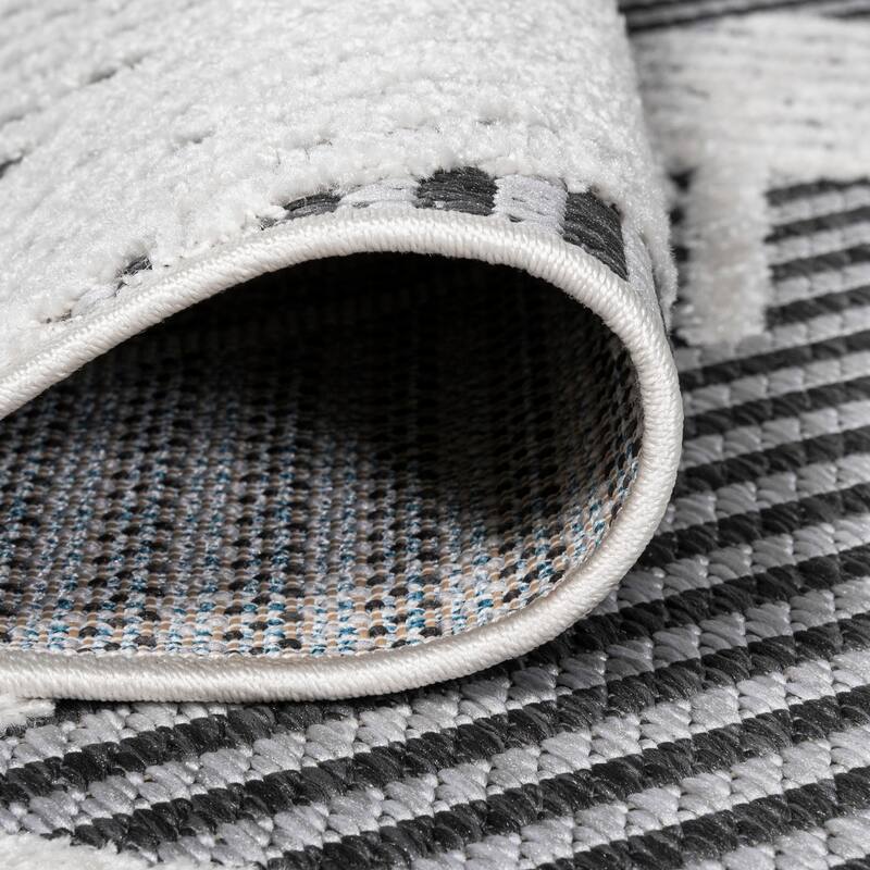 JONATHAN Y Sumak High-Low Pile Art Deco Geometric Indoor/Outdoor Area Rug