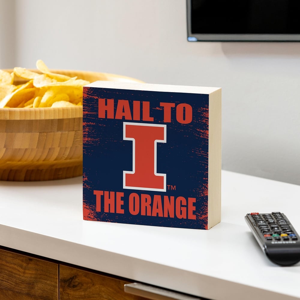 University of Illinois Wooden Tabletop Mantel Shelf Sign