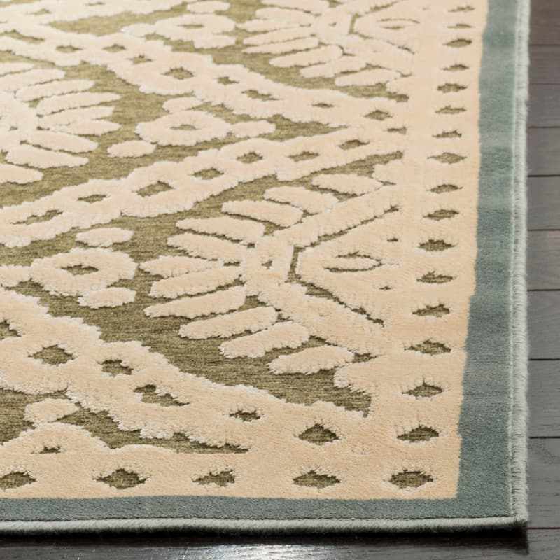 Martha Stewart by SAFAVIEH Handmade Freerkje Viscose Rug