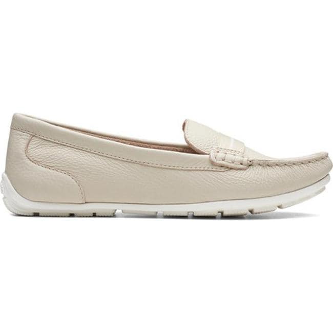 clarks women's driving moccasins