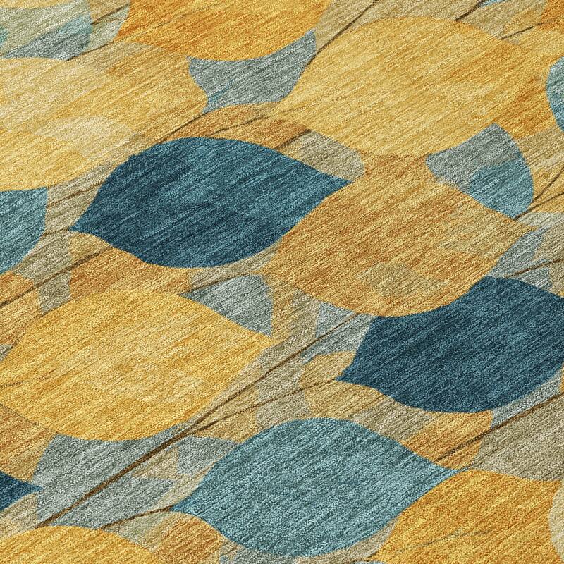 Machine Washable Indoor/ Outdoor Floral Mila Chantille Rug