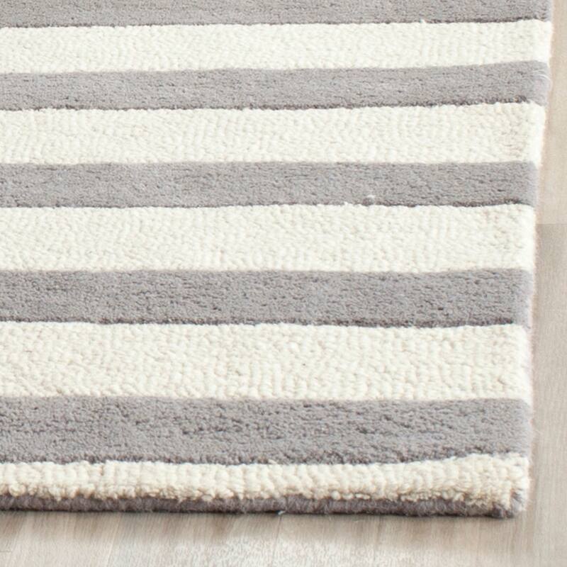 SAFAVIEH Handmade Cambridge Liudmila Modern Wool Rug