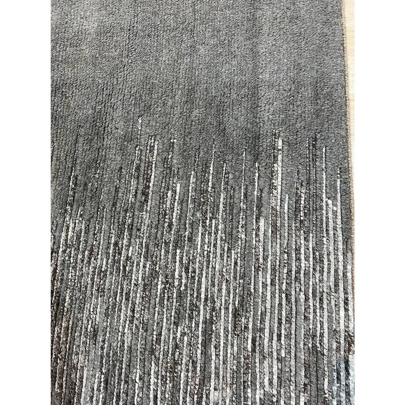 Hand-Knotted Wool Handknotted Rug, 6' x 9', Gray Area Rug, Elegant Modern Design for Any Room in Your Home - L