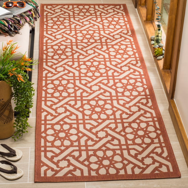 Martha Stewart by SAFAVIEH Triumph Indoor/ Outdoor Waterproof Rug.